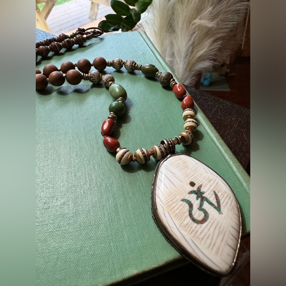 New handmade Aum/ Ohm / Om Necklace